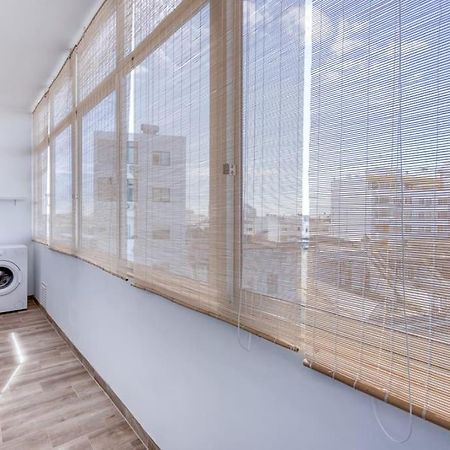 Faro Center With Ac & Wifi Apartment Bagian luar foto